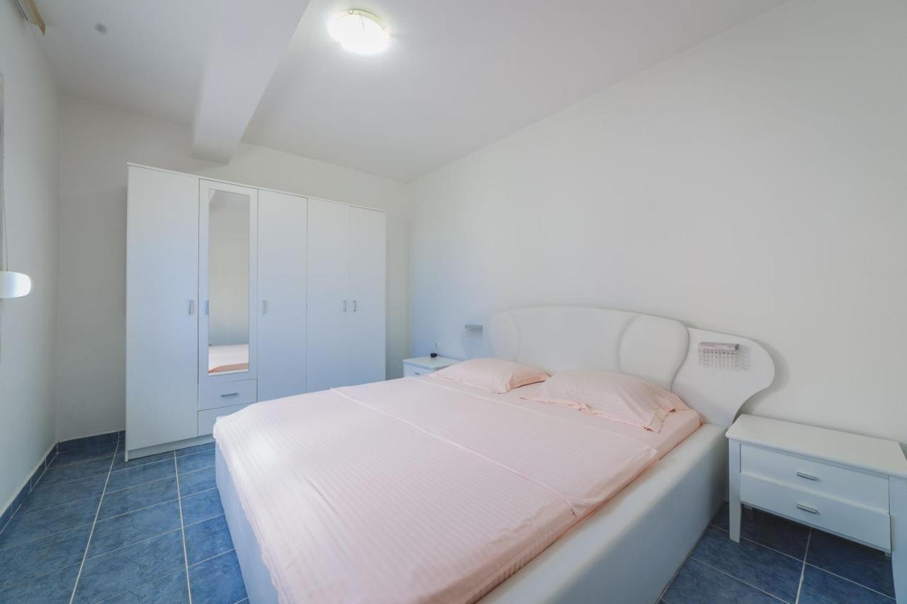 Apartments Boki Ulcinj Luaran gambar